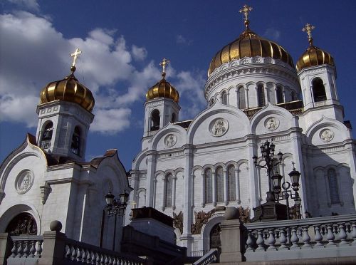 800px-Moscow_-_Cathedral_of_Christ_the_Saviour11